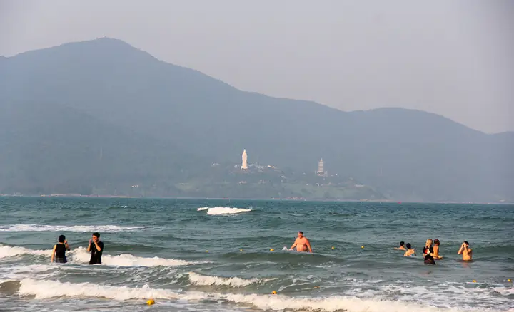 How Long Is My Khe Beach