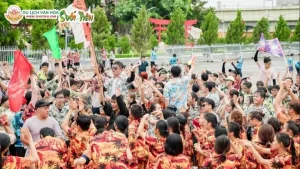 Tổ Chức Team Building Với Quy Mô Lớn