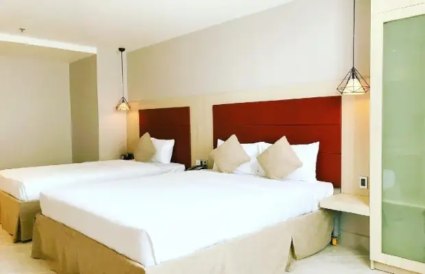 Khách Sạn Holiday 2 Cần Thơ
