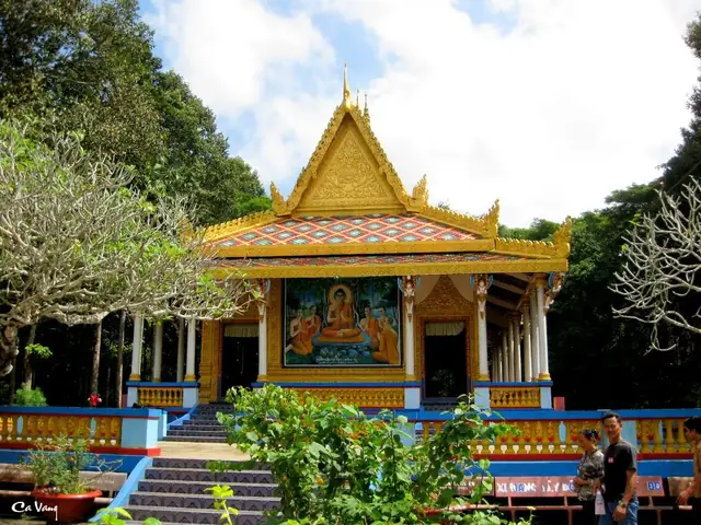 Tham Quan Chùa Dơi (sóc Trăng)