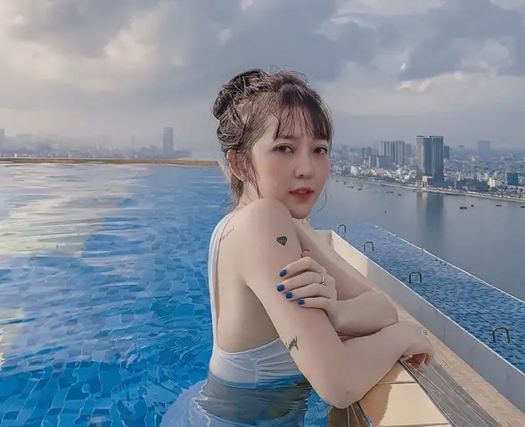 Hồ Bơi Vô Cực Ở Đà Nẵng Lên Hình Sang Chảnh