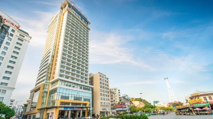 Sol Hạ Long Hotel