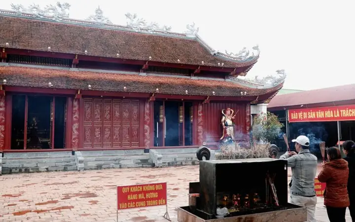 Những Lưu Ý Khi Xin Lộc Ông Hoàng Mười: