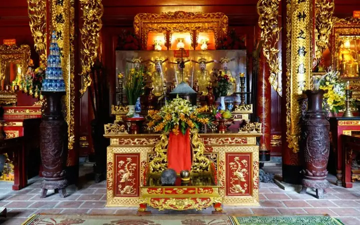 Đền Ông Hoàng Mười Thờ Ai?