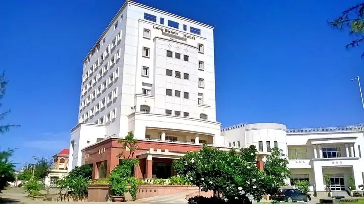 Long Beach Hotel, Tuy Hoà (giá Cập Nhật Năm 2026)