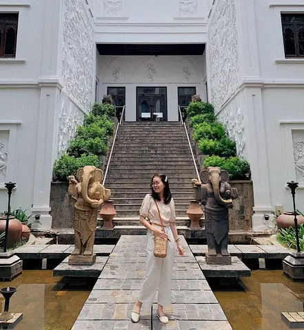 Trọn Gói 2n1đ Nghỉ Dưỡng Ở Khách Sạn Chloe Gallery Sài Gòn + Xe Đưa Đón + Liệu Trình Spa Chỉ 1.900.000đ/khách Trọn Gói 2n1đ Nghỉ Dưỡng Ở Khách Sạn Chloe Gallery Sài Gòn + Xe Đưa Đón + Liệu Trình Spa Chỉ 1.900.000đ/khách
