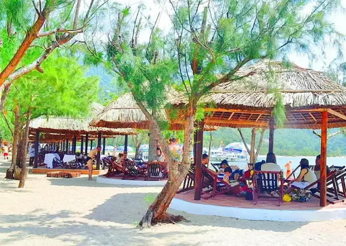 Khách Sạn Ở Thị Xã Ninh Hòa: Top 10 Địa Chỉ Lưu Trú Giá Tốt, Dịch Vụ Uy Tín
