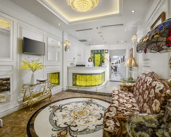 Silk Path Boutique Hotel - Khách Sạn Tràng Tiền