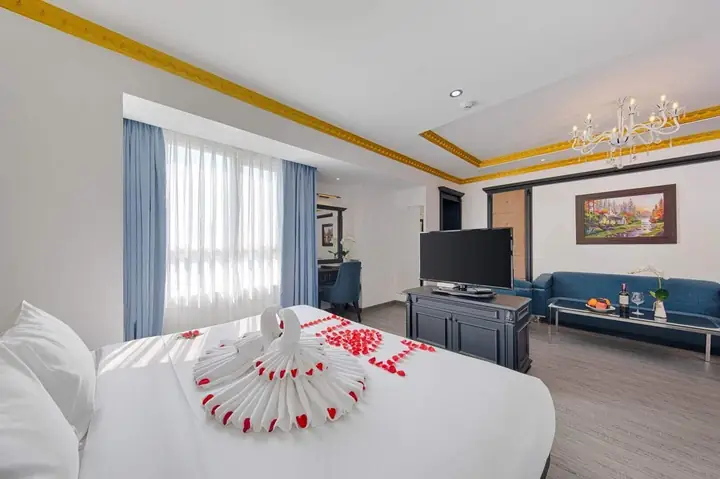 Fivitel Boutique Đà Nẵng - Khách Sạn Ở Trung Tâm Được Đánh Giá Cao