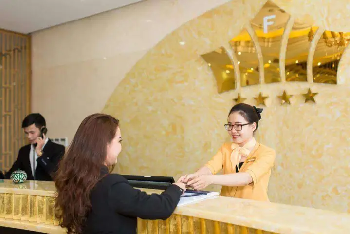Fivitel Đà Nẵng - Khách Sạn Trung Tâm Giá Rẻ, View Đẹp