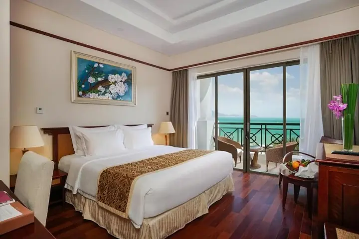 Phòng Grand Deluxe Hướng Biển – Khách Sạn Vinpearl Land Nha Trang