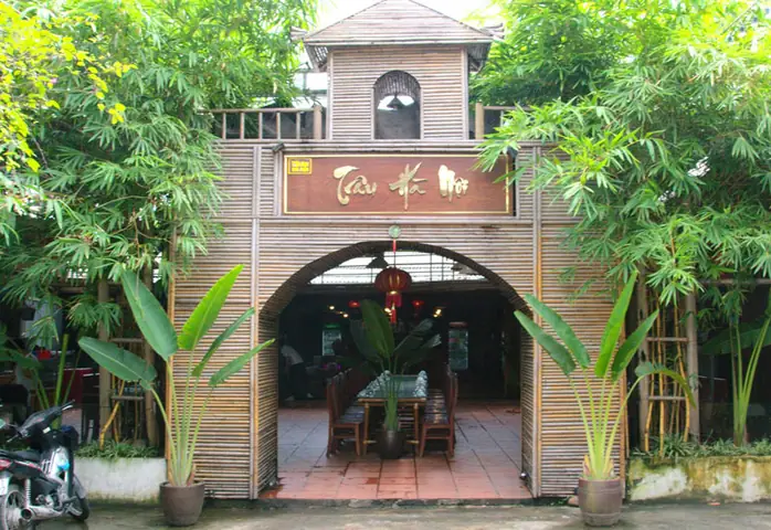 Khu Chợ Ẩm Thực Ngọc Lâm: Trải Nghiệm Ẩm Thực Truyền Thống Và Hiện Đại Giữa Lòng Thành Phố