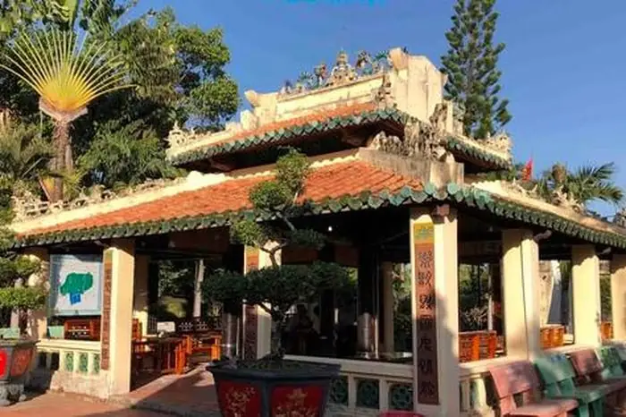 Toàn Cảnh Di Tích Núi Bình San, Lăng Mộ Mạc Cửu Và Khu Mộ Cổ Ở ...