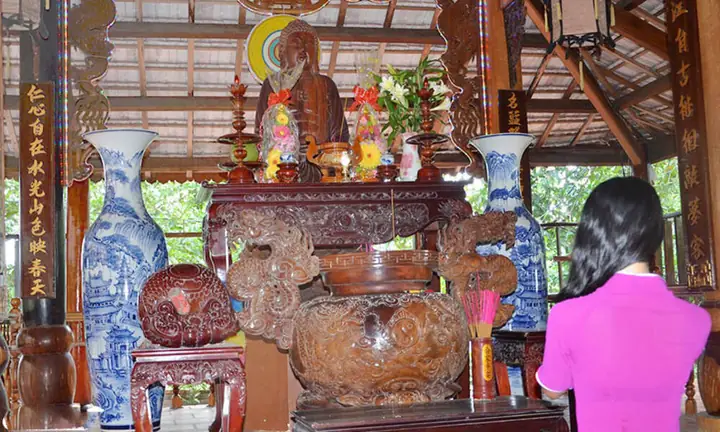 Nơi Tâm Linh Phật Pháp