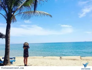 Chuyển Đến Bãi Biển Cửa Hội Bằng Cách Nào?