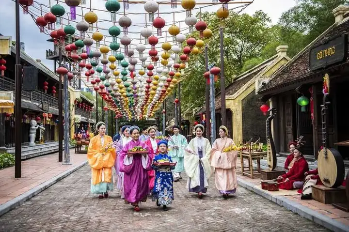 Du Lịch Tâm Linh Và Văn Hóa Địa Phương Du Lịch Tâm Linh Và Văn Hóa Địa Phương
