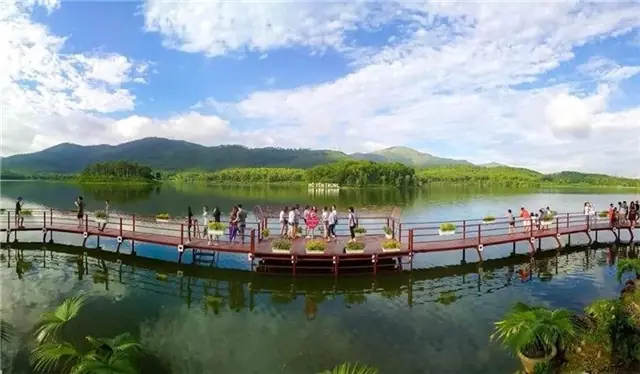 Du Lịch Hè Uông Bí: Những Điểm Đến Không Thể Bỏ Lỡ
