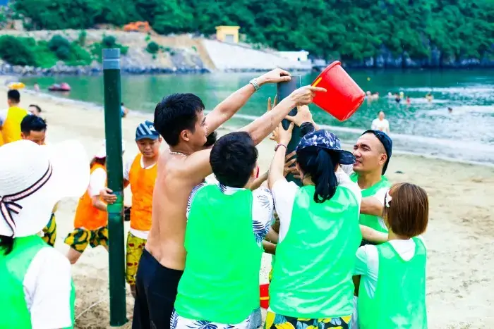 1 Trò Chơi "tát Cạn Biển Đông"