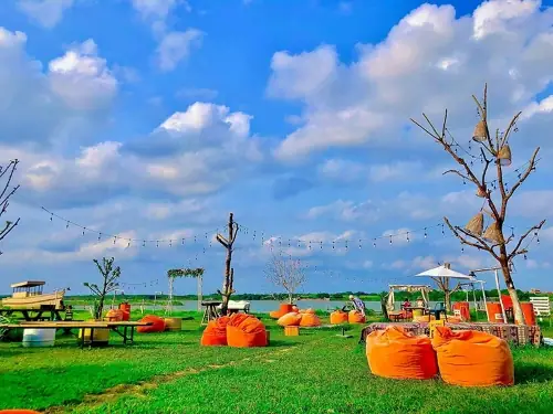 Review Bãi Đá Sông Hồng: Di Chuyển, Giá Vé, Kinh Nghiệm Đi 2024