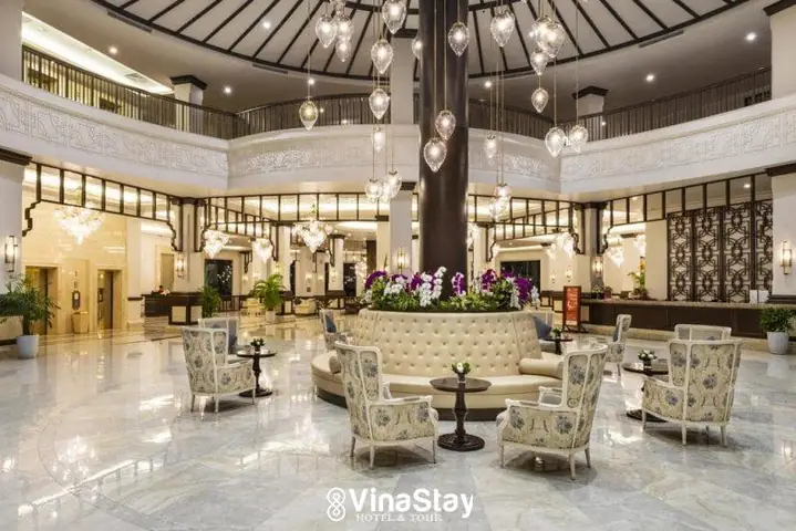 Hình Ảnh Khu Vực Lễ Tân Vinpearl Cửa Hội