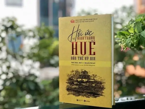 Tìm Hiểu Kinh Thành Huế Đầu Thế Kỷ 19 Qua Sách