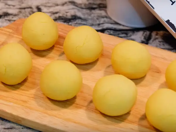 Bước 1: Làm Nhân Bánh Bước 1: Làm Nhân Bánh