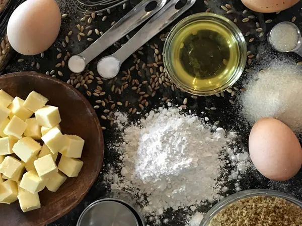 Làm Bánh Trung Thu Bằng Nồi Cơm Điện – Bước 2: Trộn Vỏ Bánh Làm Bánh Trung Thu Bằng Nồi Cơm Điện – Bước 2: Trộn Vỏ Bánh