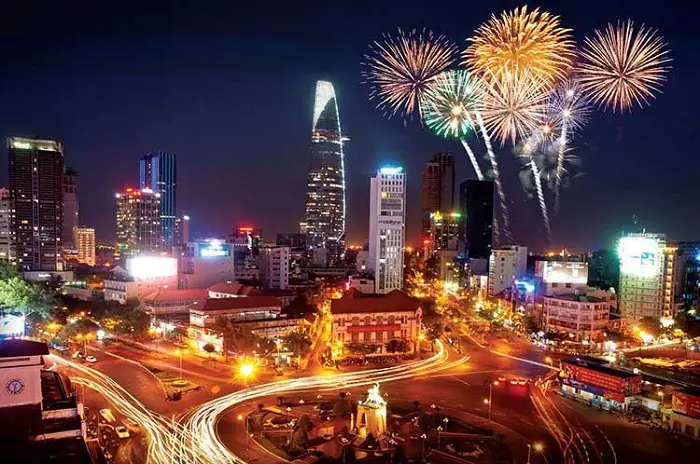Địa Điểm Lý Tưởng Để Ngắm Pháo Hoa Lễ Hội Địa Điểm Lý Tưởng Để Ngắm Pháo Hoa Lễ Hội