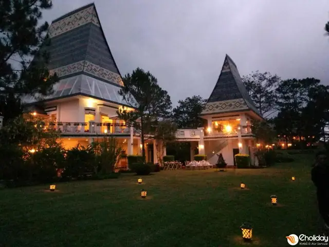 Binh An Village Da Lat Resort Night