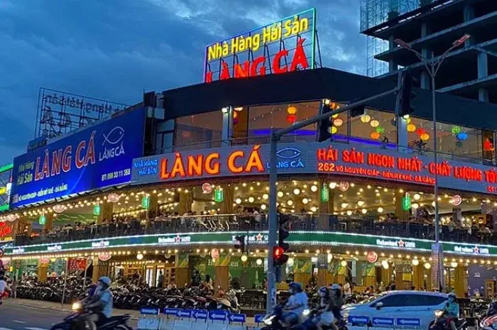 13. Quán Hải Sản Làng Cá Đà Nẵng