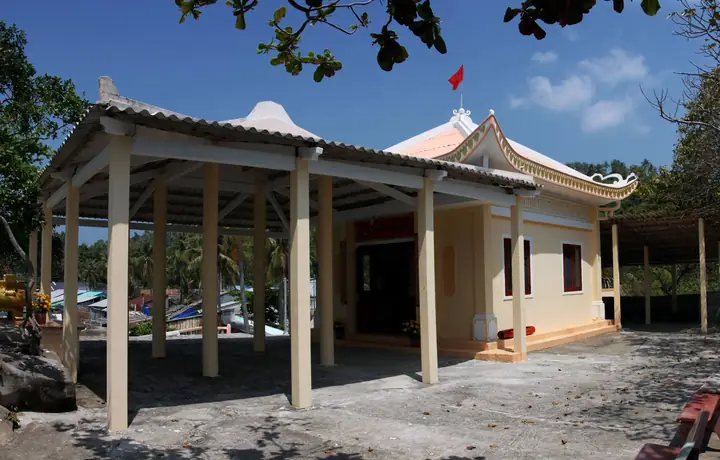 Lăng Ông Nam Hải Hòn Sơn