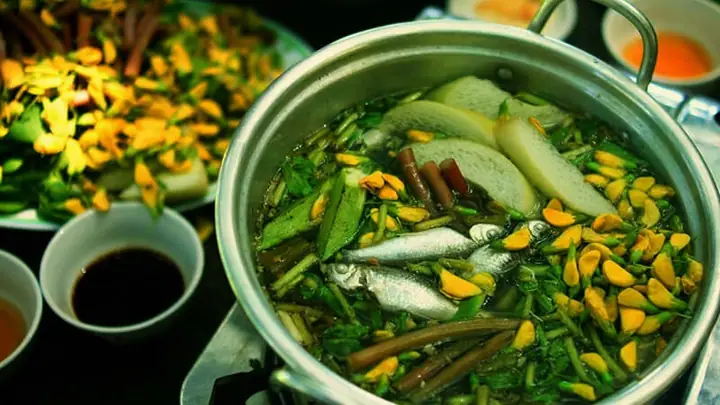 Hương Vị Nước Lẩu Đậm Đà Chất Miền Tây