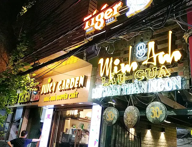 Lẩu Cua Minh Anh Hàng Cót: Hương Vị "đáng Đồng Tiền Bát Gạo" Giữa Lòng Phố Cổ Lẩu Cua Minh Anh Hàng Cót: Hương Vị "đáng Đồng Tiền Bát Gạo" Giữa Lòng Phố Cổ