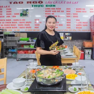 Lẩu Gà Lá É Buôn Ma Thuột: Món Ngon Đặc Sản Mang Hồn Tây Nguyên