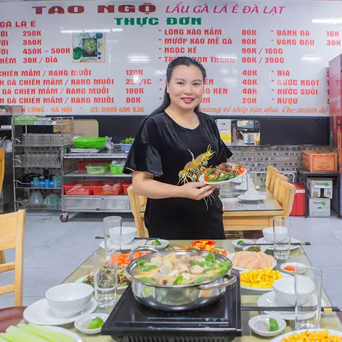 Lẩu Gà Lá É Buôn Ma Thuột: Món Ngon Đặc Sản Mang Hồn Tây Nguyên