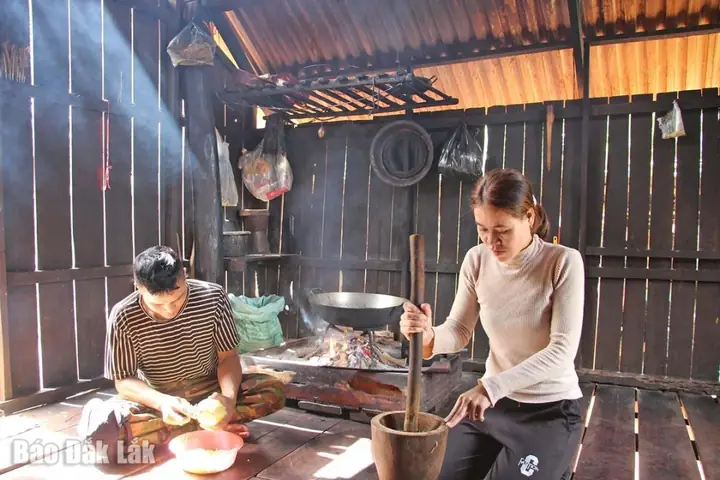 Lẩu Gà Lá É Buôn Ma Thuột Lẩu Gà Lá É Buôn Ma Thuột