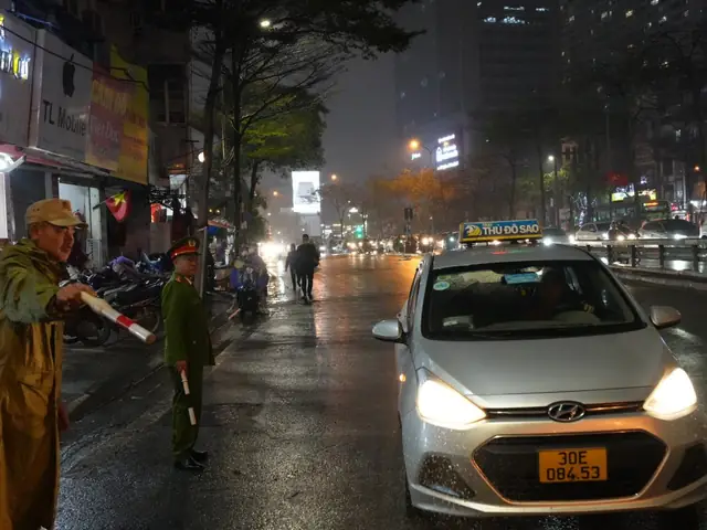 Lễ Cầu An Ở Chùa Phúc Khánh Không Còn Cảnh Chen Chúc, Xô Đẩy