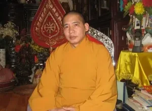 Những Chuyện Ám Ảnh Ở Nơi Cầu Siêu Cho Hàng Ngàn Sinh Linh