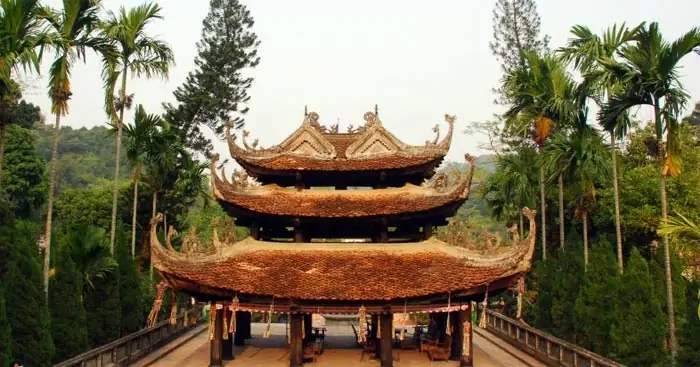 Viết Đoạn Văn Tiếng Anh Về Lễ Hội Chùa Hương (5 Mẫu)giới Thiệu Về Chùa Hương Bằng Tiếng Anh