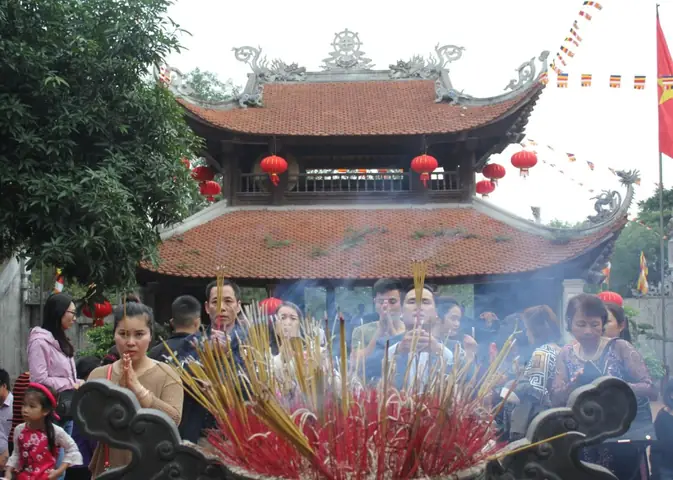 1. Lễ Dâng Hương