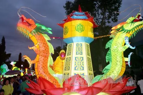 Lễ Hội Rước Đèn Trung Thu Lớn Nhất Việt Nam