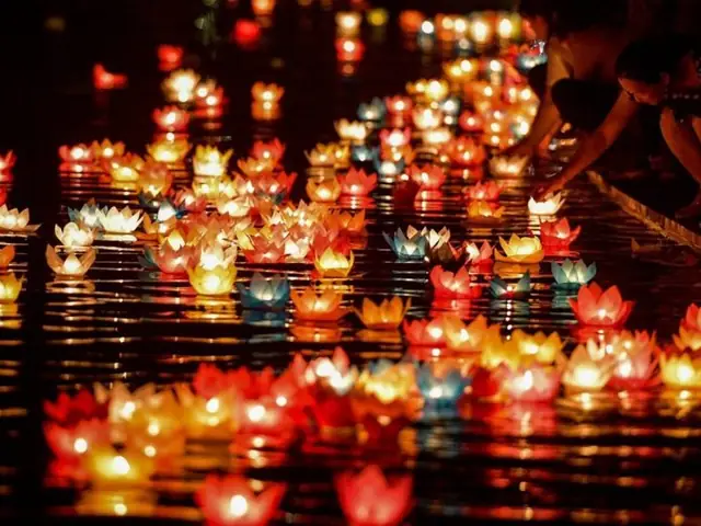 Ý Nghĩa Tâm Linh Của Việc Thả Hoa Đăng Trong Ngày Lễ Vu Lan