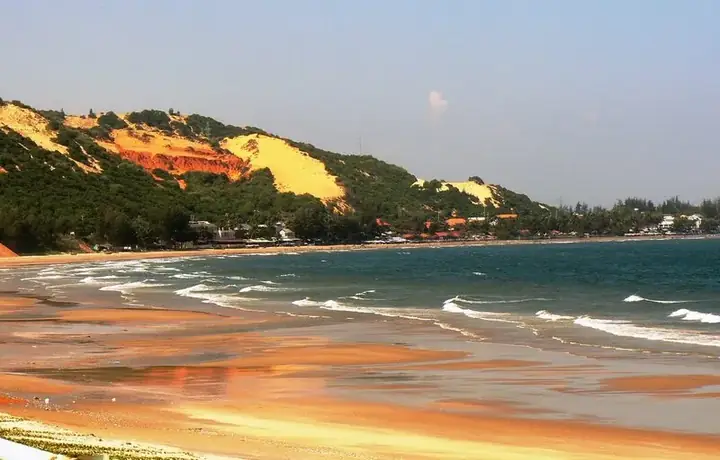Biển Mũi Né (bình Thuận): Nắng Đẹp Và Đồi Cát Bay