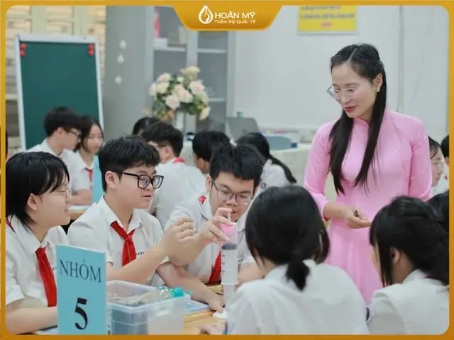 Phân Biệt Lịch Nghỉ Giữa Công Chức, Học Sinh Và Công Ty Tư Nhân Phân Biệt Lịch Nghỉ Giữa Công Chức, Học Sinh Và Công Ty Tư Nhân