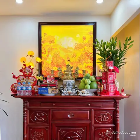 Mâm Ngũ Quả Đặt Trước Hay Sau Bát Hương?