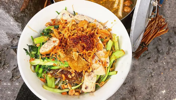 Miến Trộn Hà Nội Là Món Ăn Quen Thuộc Của Người Dân Thủ Đô