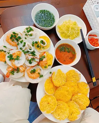Bánh Căn