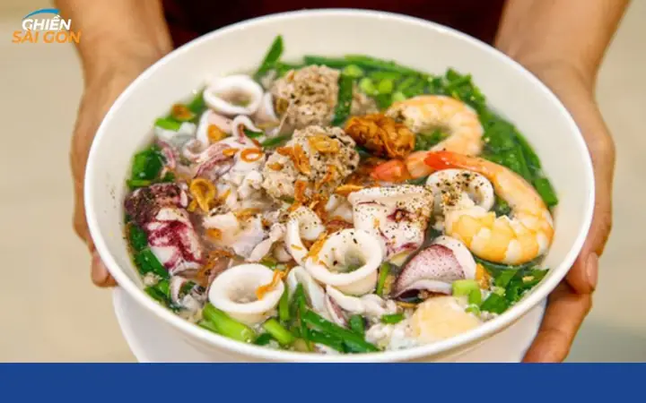 Hủ Tiếu Mực – Một Trong Các Món Ăn Sáng Ngon Sài Gòn