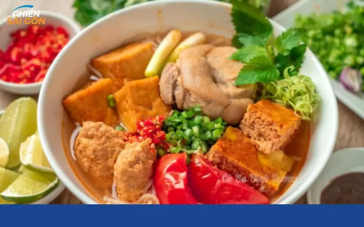 Bún Riêu – Một Trong Các Món Ăn Sáng Ngon Sài Gòn