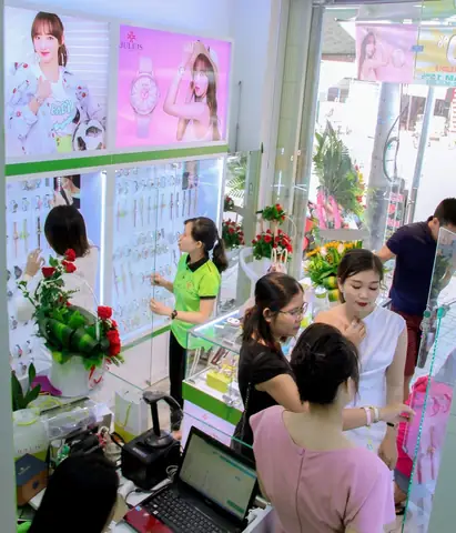Mua Đồng Hồ Julius Ở Đâu Nha Trang?